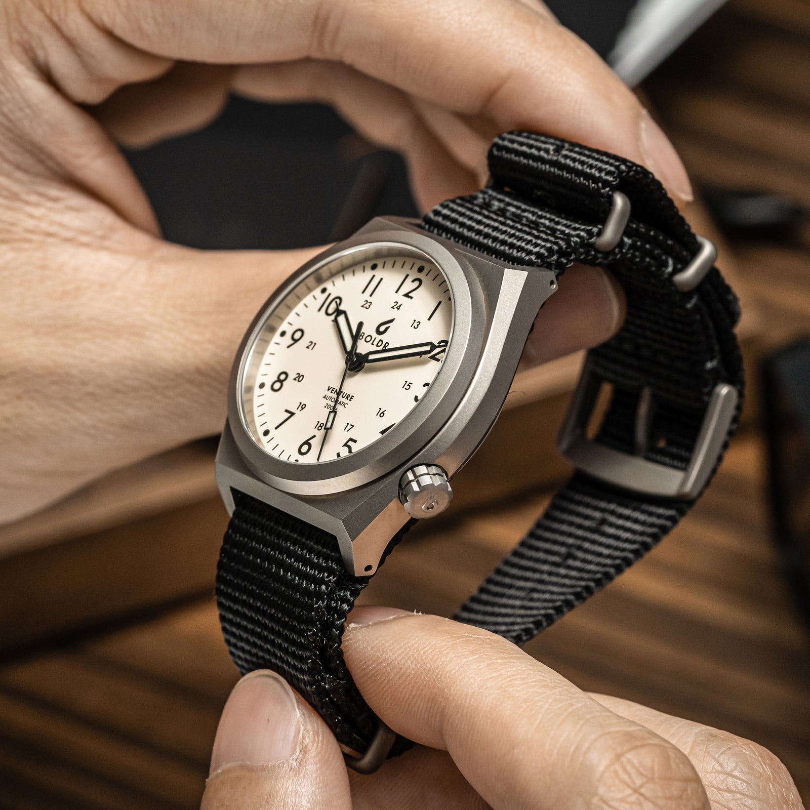 時計 BOLDR Venture Ivory White – BOLDR Supply Co.