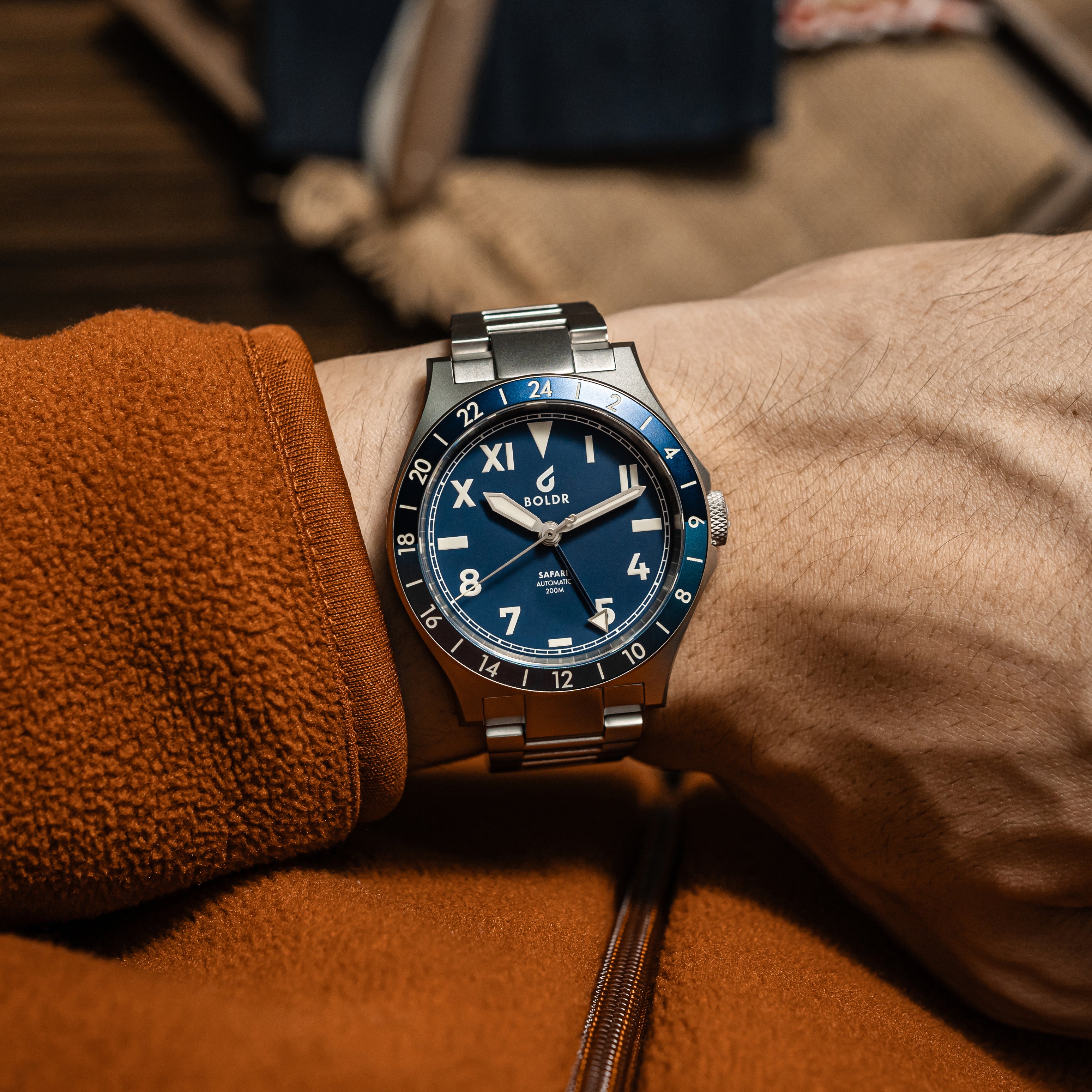 Montre BOLDR GMT MAASAI Automatique - Acier Inox, Cadran Bleu, Lunette 24H - 40 Mm - Etanche 200 M