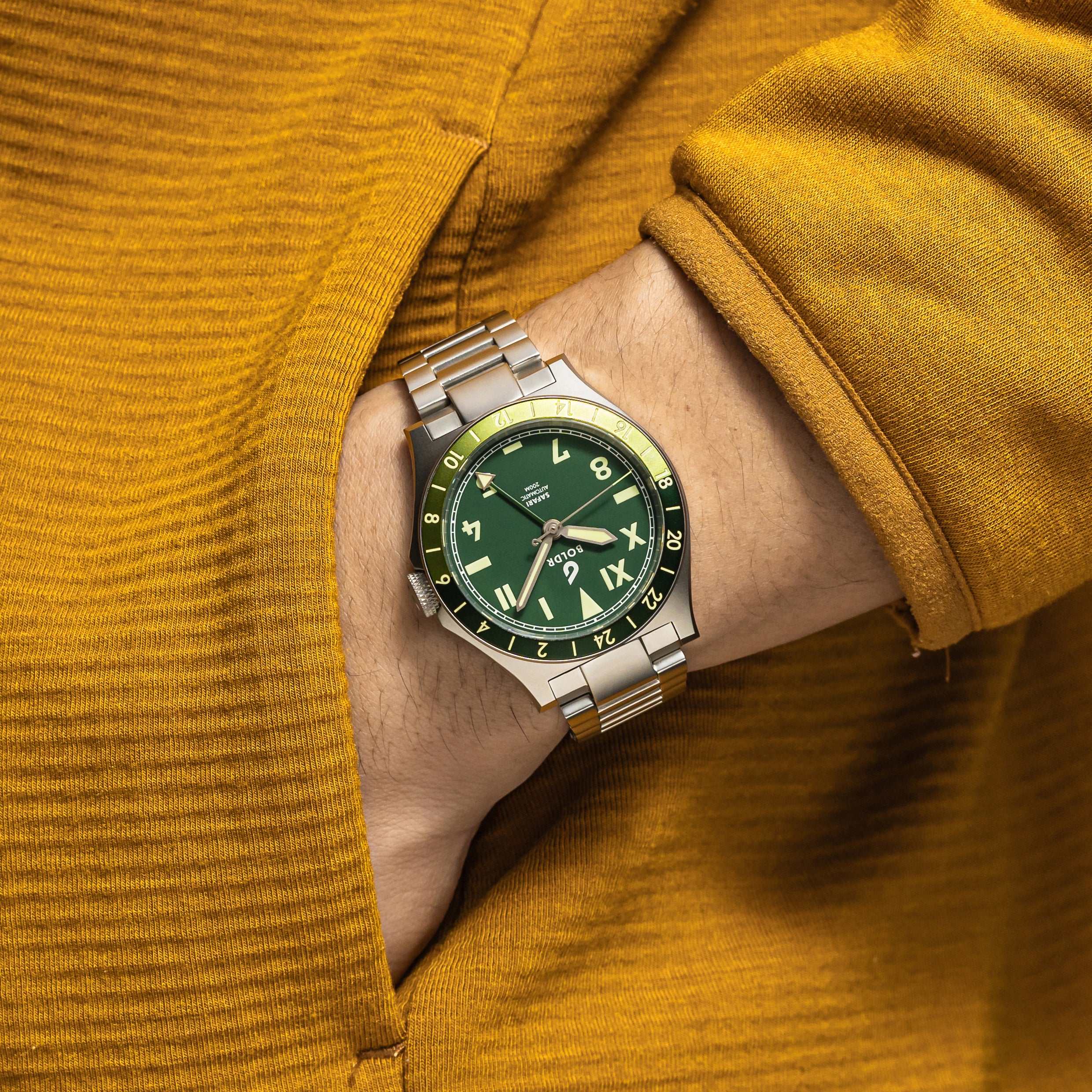 Montre BOLDR Safari GMT SERENGETI Automatique – Boîtier 40 Mm Vert, étanche 200 M