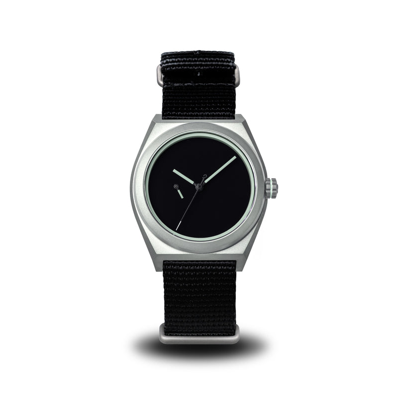 BOLDR Venture Umbra watch black minimalist dial titanium case front